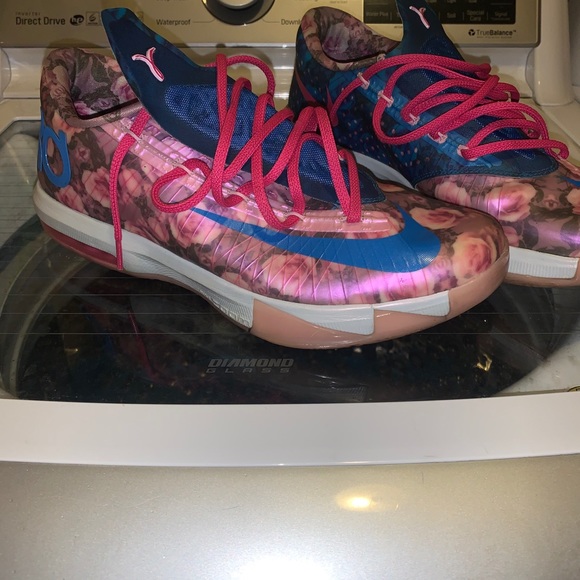Men’s shoes